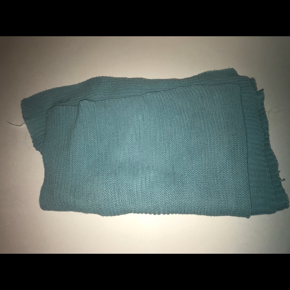 Scarf - Picture 3 of 3